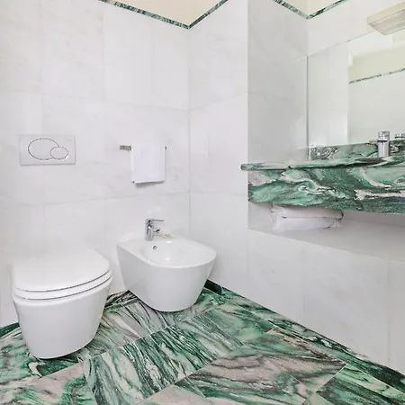 Guest house Centre And 2*
