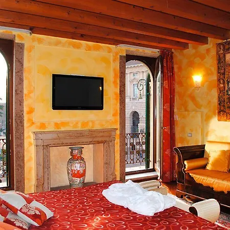 Centre And Guest house Verona