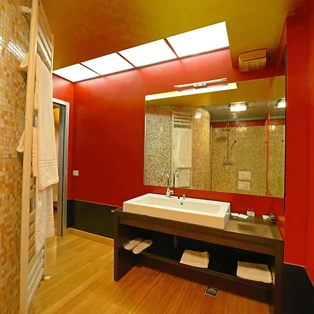 Centre And Guest house Verona