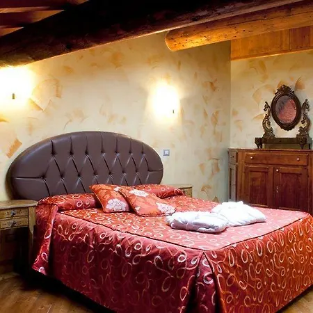 Centre And 2* Verona